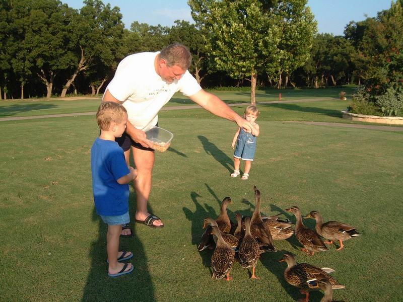 2003/08(Aug)/3(babysitting)/800x600_2003-08-18 18-59-44.JPG